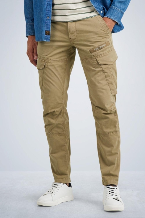 PME legend bruine heren broek | Model vooraanzicht