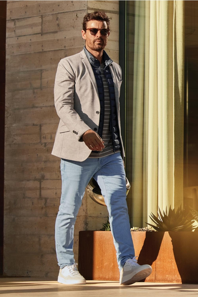Vanguard blauwe heren jeans | Sfeerbeeld, In situatie