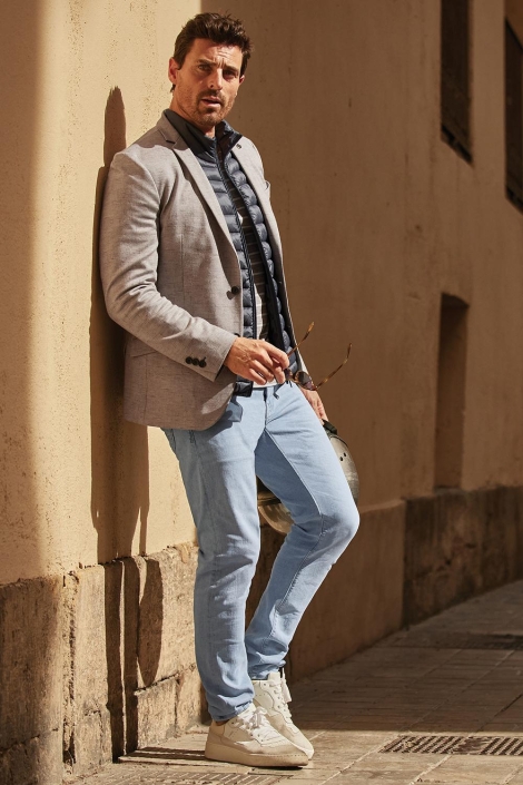 Vanguard blauwe heren jeans | Sfeerbeeld, In situatie