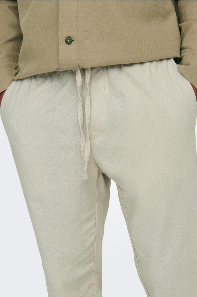 Only & Sons beige heren broek | Close up