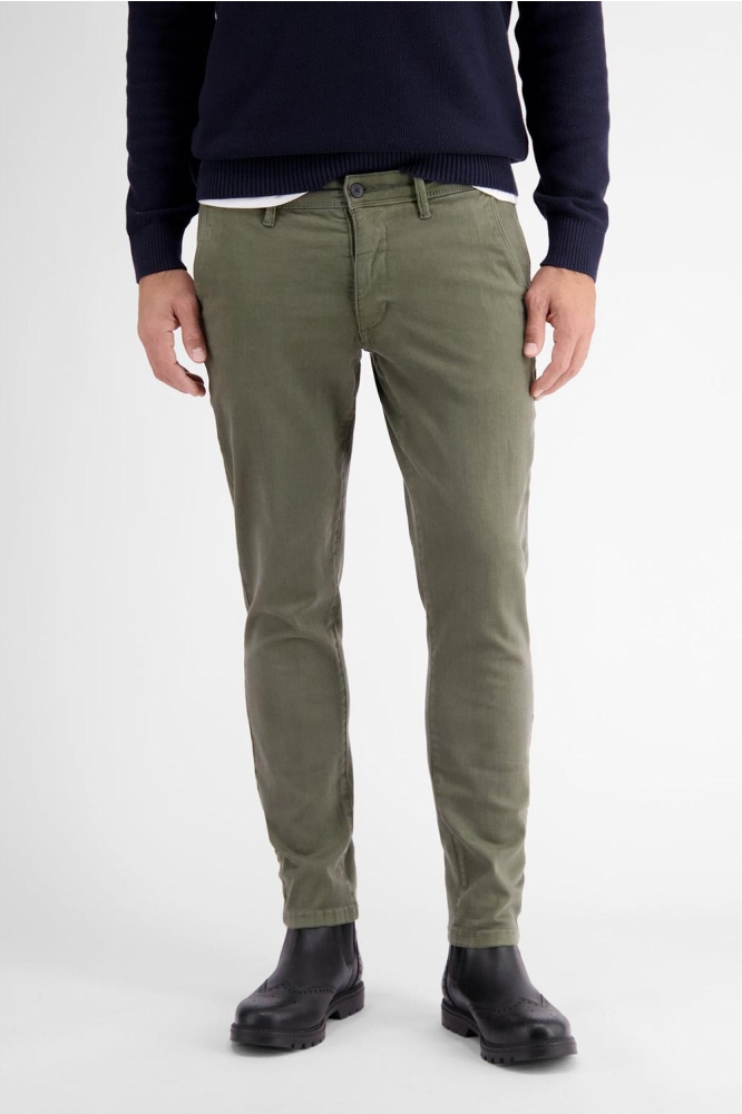 CHINO MET STRETCH 2009114 659/AGED OLIVE
