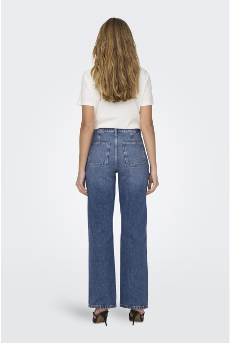 Jacqueline de sales yong jeans