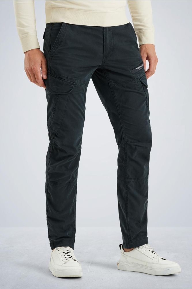 PME legend blauwe heren broek | Model vooraanzicht