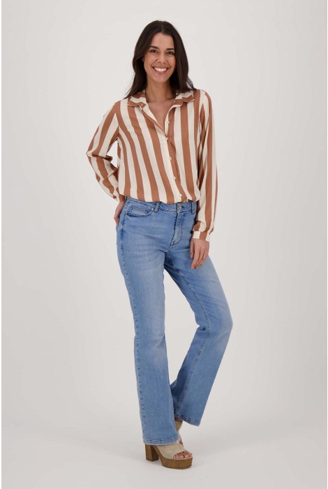 Zusss 0303 020 4011 flared jeans