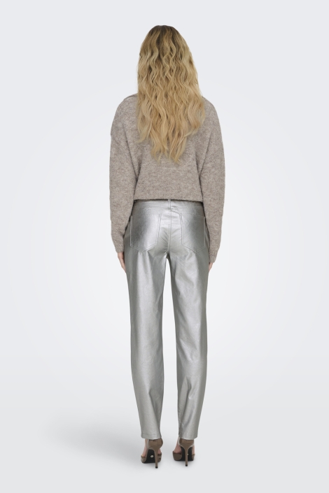 Only zilveren dames broek | Model achteraanzicht