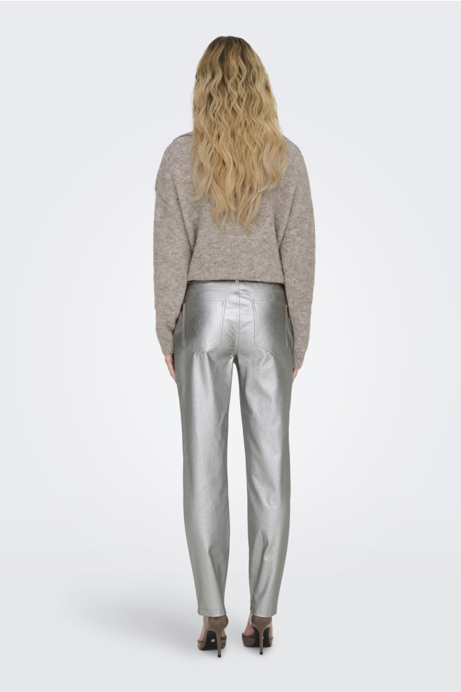 Only zilveren dames broek | Model achteraanzicht