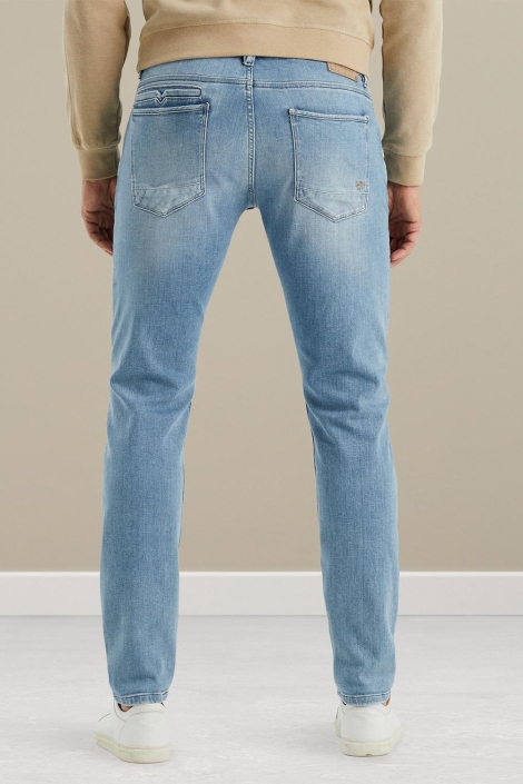 Vanguard blauwe heren jeans | Model achteraanzicht