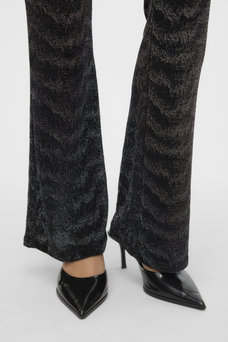 Vero Moda zwarte dames broek | Close up