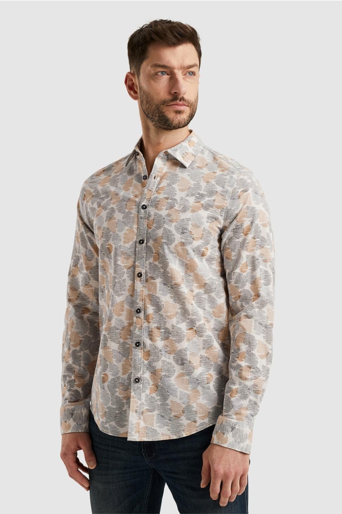 PME legend beige heren overhemd | Model vooraanzicht