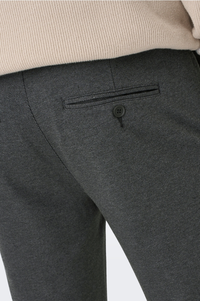 Only & Sons zwarte heren broek | Close up