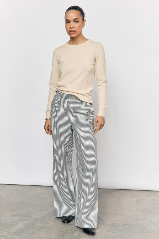 Object witte dames broek | Model