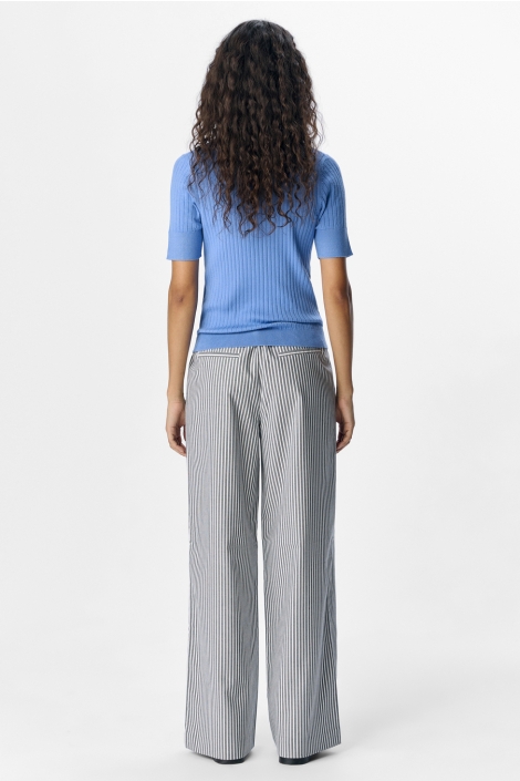 Object witte dames broek | Model
