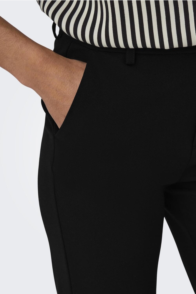 Only zwarte dames broek | Close up