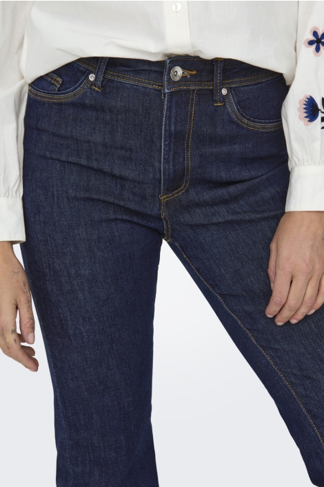 Only blauwe dames jeans | Close up