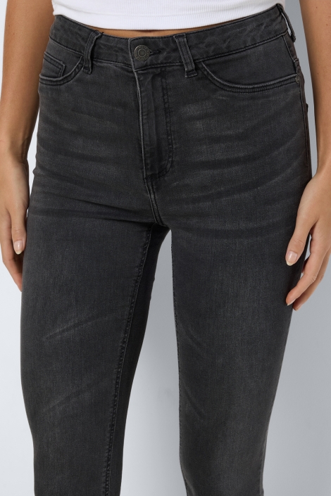 Noisy may grijze dames jeans | Close up