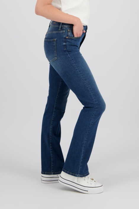 Raizzed blauwe dames jeans | Model zijaanzicht