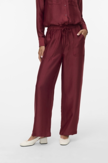 Vero Moda Broek VMTOMA HW STRAIGHT PANTS WVN 10329454 SYRAH