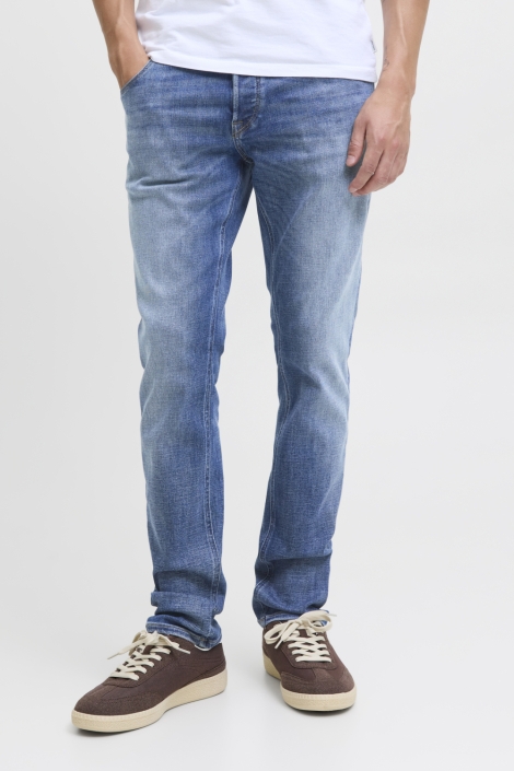 Jack & Jones blauwe heren jeans | Model vooraanzicht
