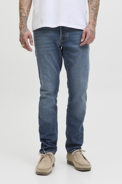 Jack & Jones blauwe heren jeans | Model vooraanzicht