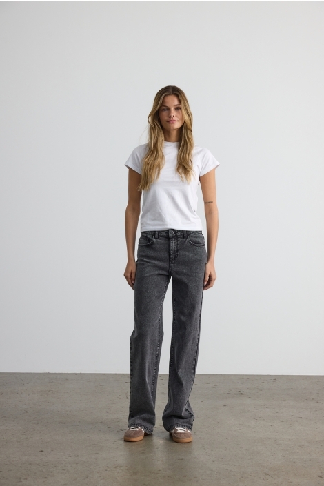Noisy may grijze dames jeans | Model