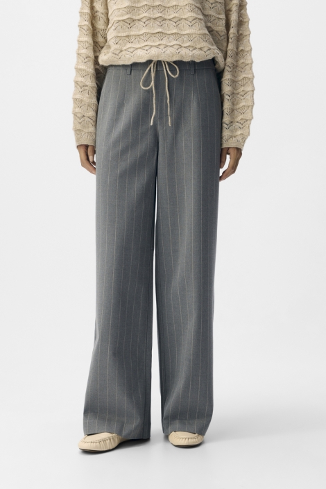 Object grijze dames broek | Model vooraanzicht