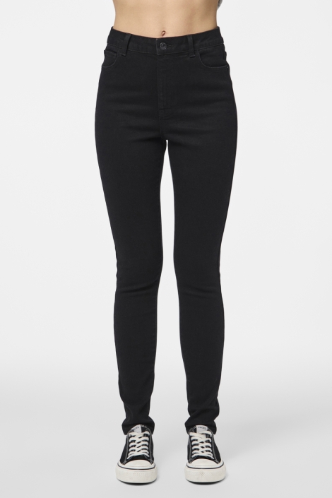 Pieces zwarte dames jeans | Model vooraanzicht