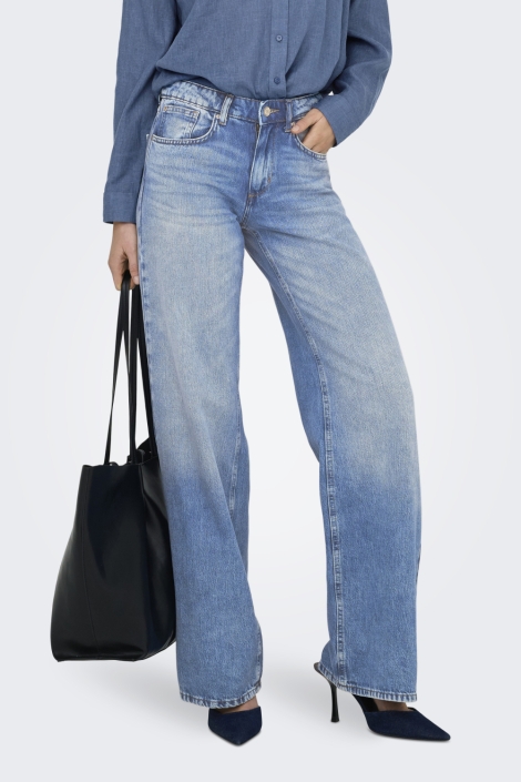 Only blauwe dames jeans | Model vooraanzicht