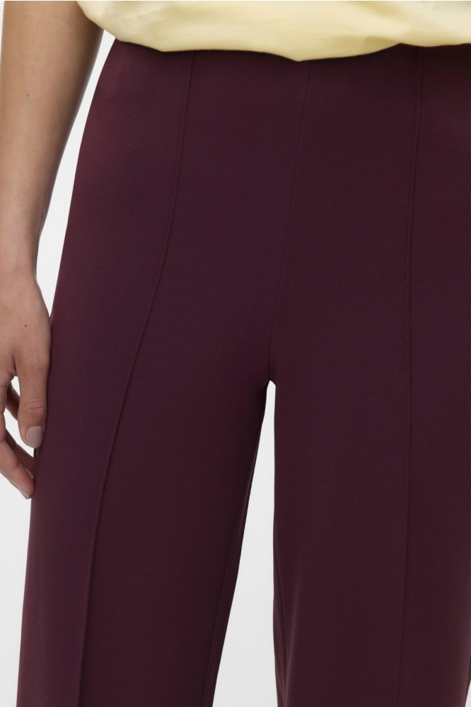 Vero Moda bordeaux dames broek | Close up