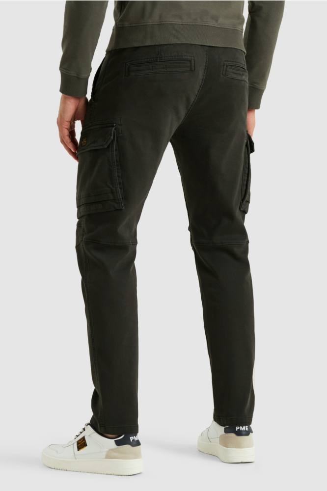 PME legend zwarte heren broek | Model achteraanzicht