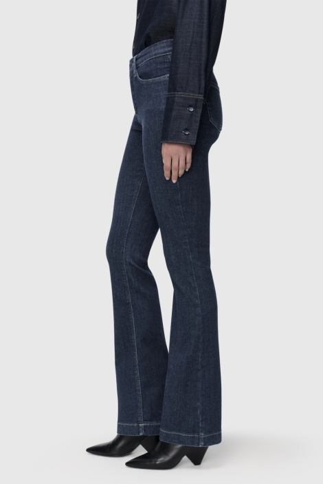 Mac blauwe dames jeans | Model zijaanzicht