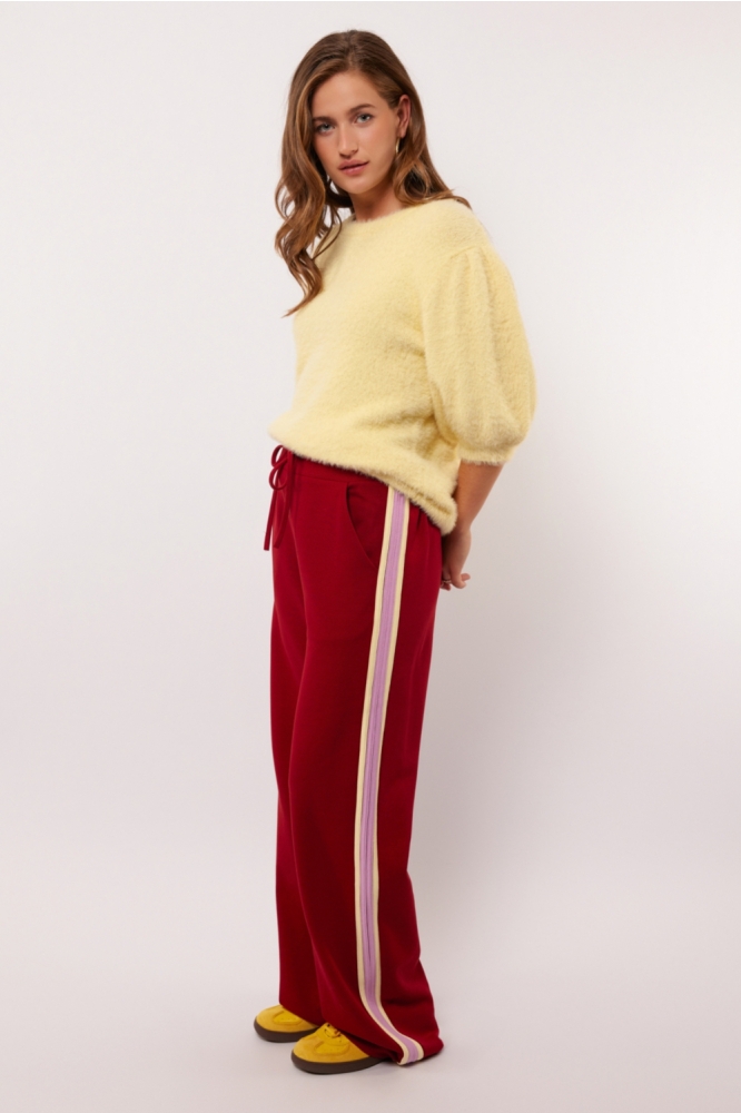 Fluresk rode dames broek | Model