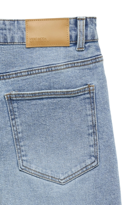 Vero Moda blauwe dames jeans | Close up