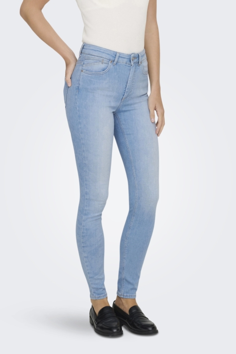 Only blauwe dames jeans | Model vooraanzicht