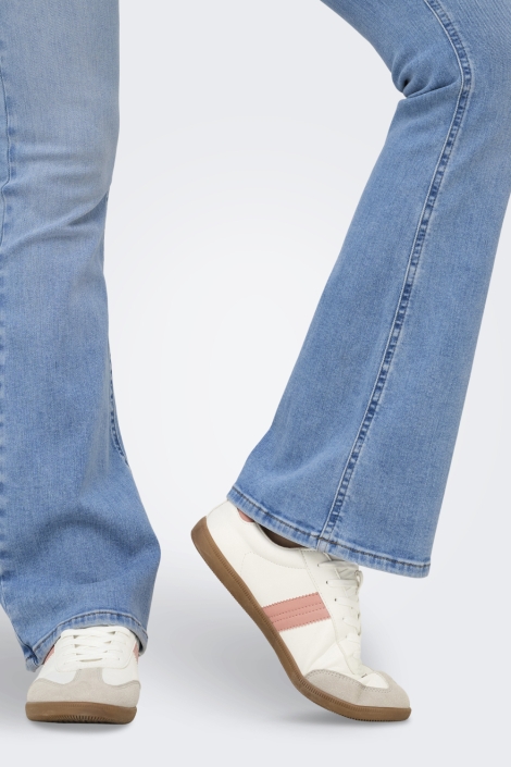 Only blauwe dames jeans | Close up