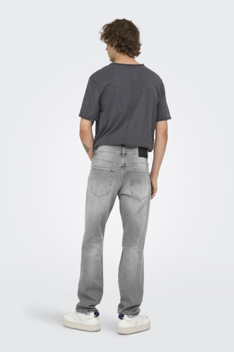Only & Sons grijze heren jeans | Model achteraanzicht