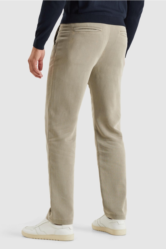 Vanguard beige heren broek | Model achteraanzicht