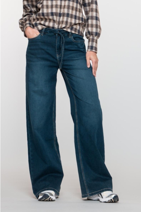 Geisha blauwe dames jeans | Model vooraanzicht