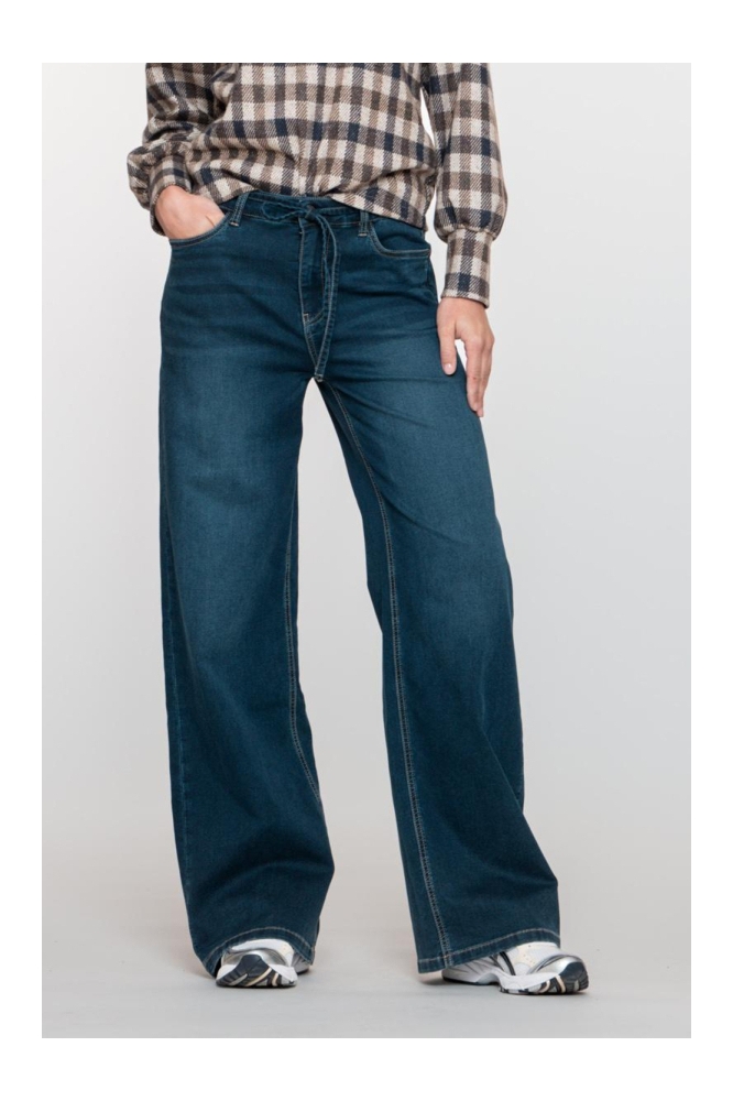 Geisha blauwe dames jeans | Model vooraanzicht