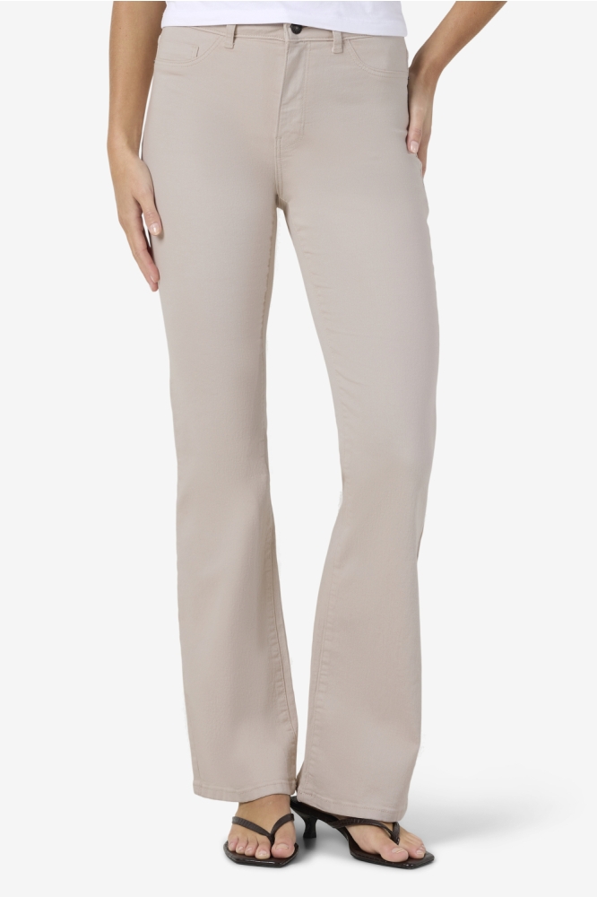 Noisy may beige dames jeans | Model vooraanzicht