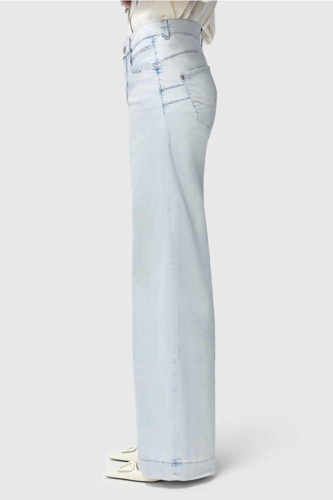 Mac blauwe dames jeans | Model zijaanzicht