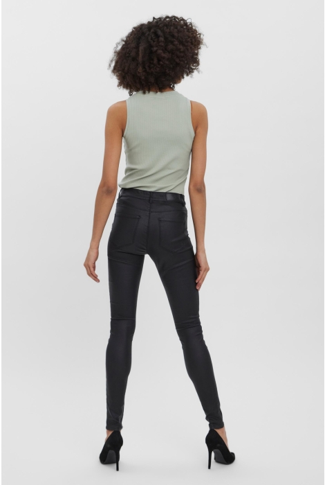 Vero Moda vmseven nw ss smooth coated pants n
