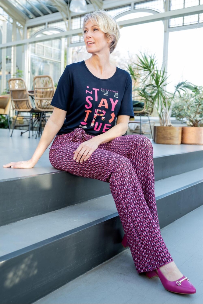 KRISTA PRINTED TRAVEL PANT 231 0008 0400 NAVY PINK