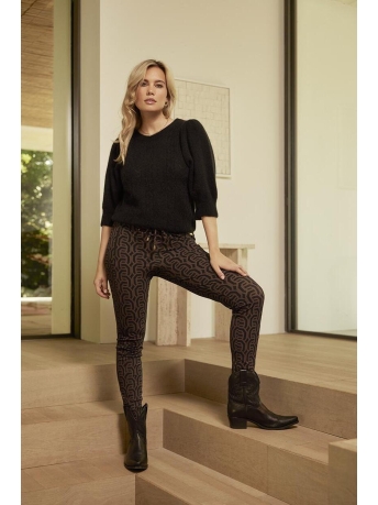 Aime Balance Broek AILA JOGGER AT07 05351 126 KEYCHAIN ESPRESSO PRINT