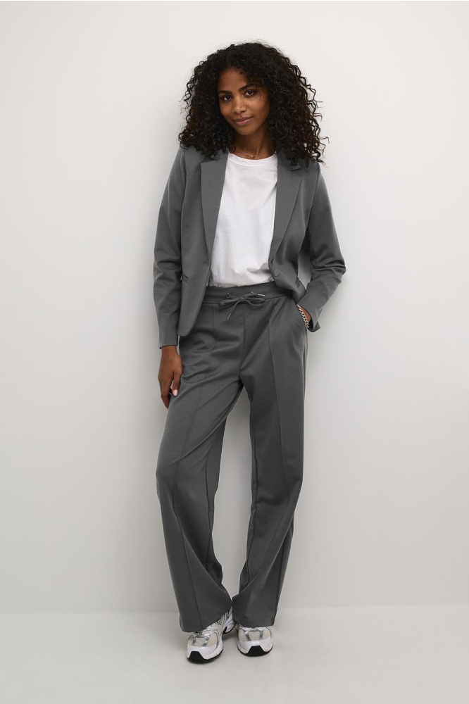 Kaffe grijze dames broek | Model