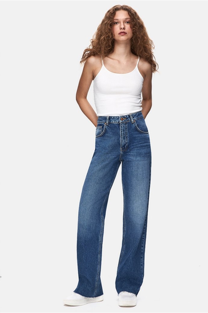 LTB blauwe dames jeans | Model