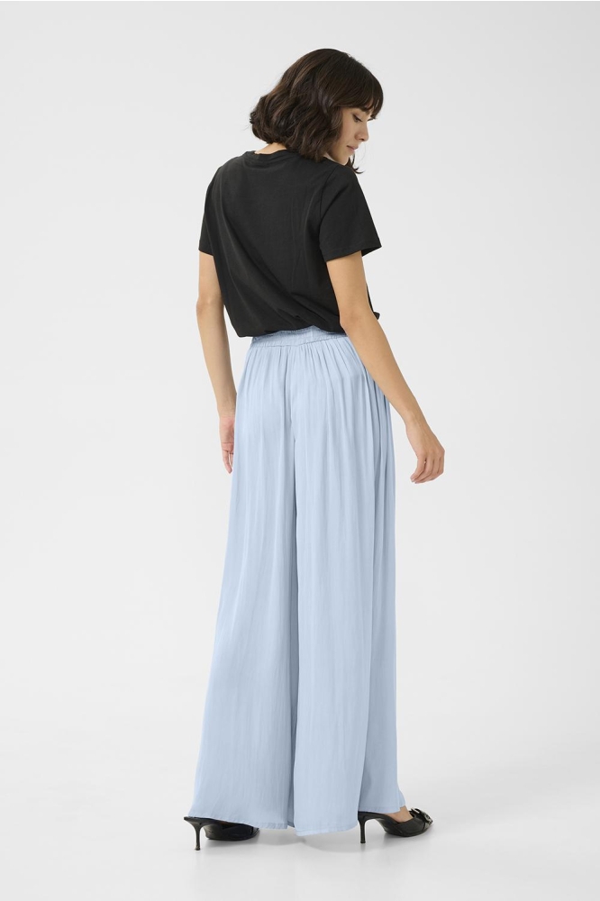 Kaffe blauwe dames broek | Model