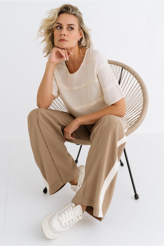 Zizo camel dames broek | Model
