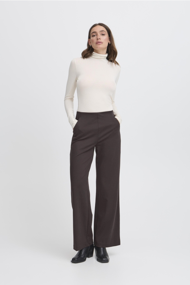 Ichi bruine dames broek | Model