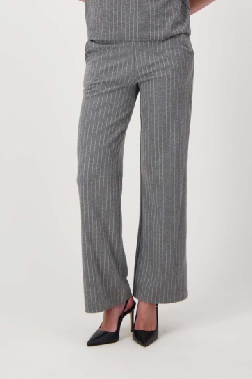 Zusss Broek KRIJTSTREEP BROEK MET BANDPLOOIDETAIL 0303 088 2018 02 NAVY