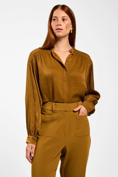 Aaiko camel dames broek | Close up
